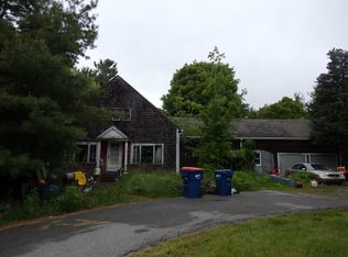 258 Huttleston Ave, Fairhaven, MA 02719