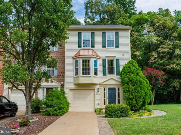 4703 Turnberry Dr, Fredericksburg, VA 22408