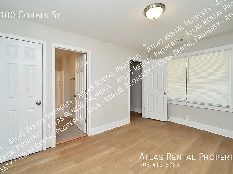 1100 Corbin St — Photo 12