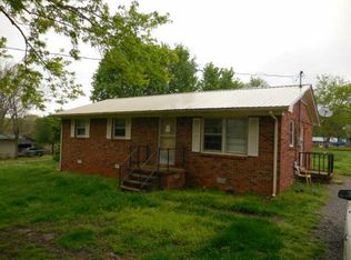 310 Susanne St, Lawrenceburg, TN 38464