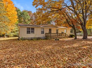 5945 Lyn Ave, Greenville, MI 48838