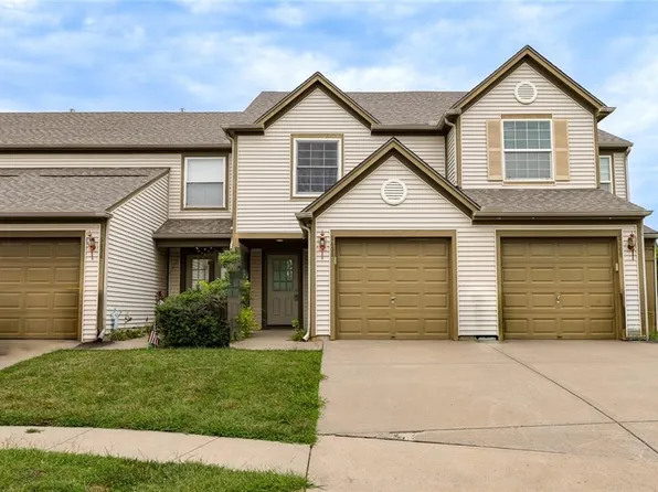 5438 N Fairmount Ave, Kansas City, MO 64118