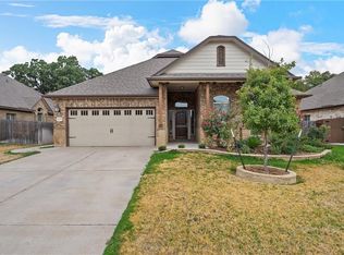 605 Lister Dr, Woodway, TX 76712