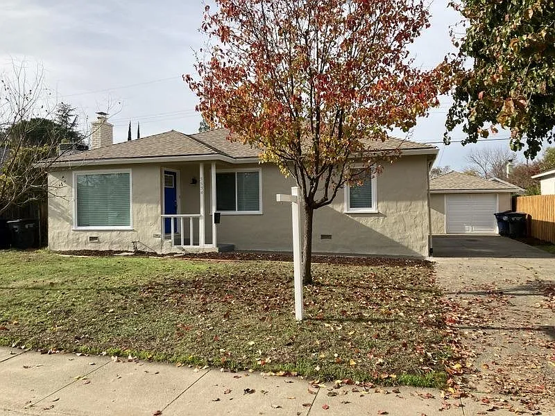 3534 Sophia Way photo 1