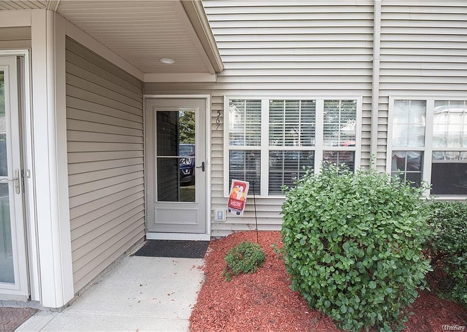 1st image of 567 Gregory Ct