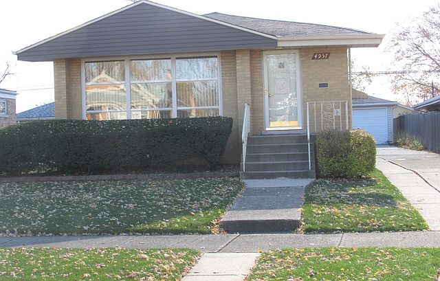 1st image of 4957 Lamb Dr