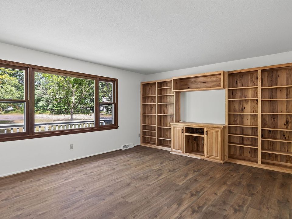 1st image of 13503 Meredith Dr