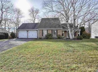 232 Acre Dr, Carlisle, PA
