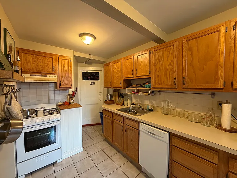7 Craigie Cir — Photo 8