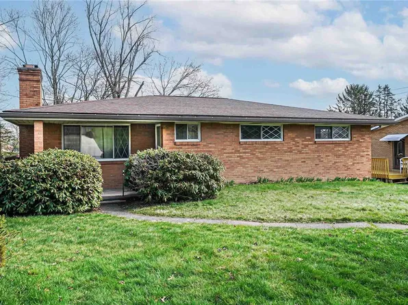 421 Wyndhurst Dr, Coraopolis, PA 15108