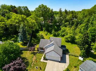 5705 Gatewood Dr SE, Kentwood, MI 49508