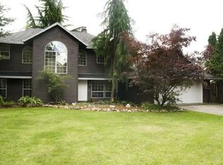 6320 SW Dawn St, Lake Oswego, OR 97035