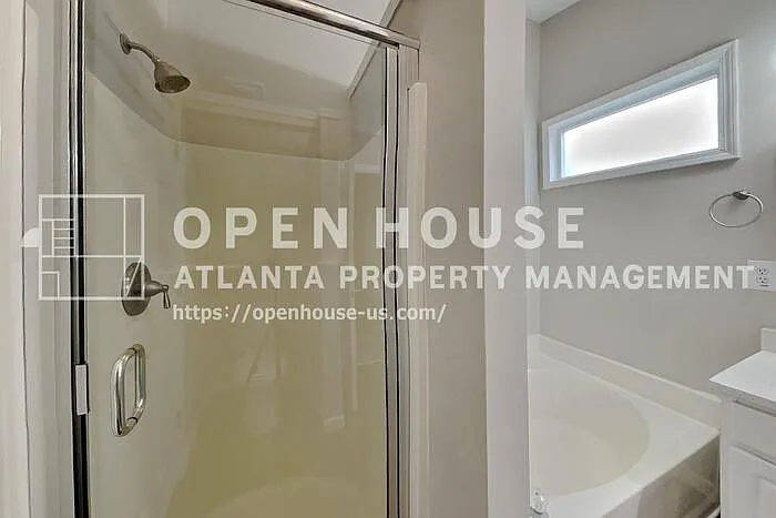 1357 Glenover Way — Photo 13