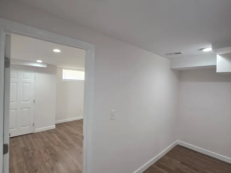 905 N Patterson Park Ave — Photo 15