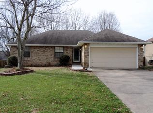 3772 W Edgewood St, Springfield, MO 65807