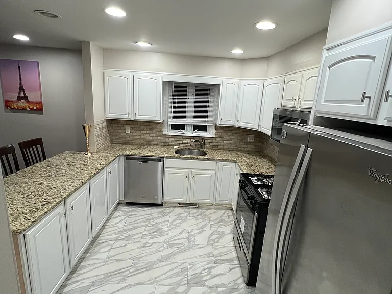 43 Colonial Dr #1 — Photo 6