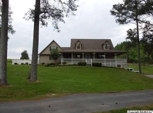 195 Graham Dr, Boaz, AL 35956