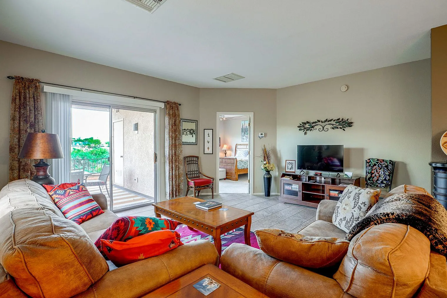 2 bed, 2.0 bath, 1216 sqft, $2,871 — Photo 1