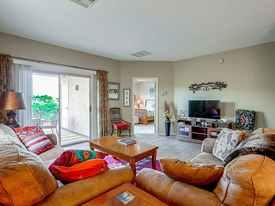 1754 W Camino Estelar #1-ID1626438P