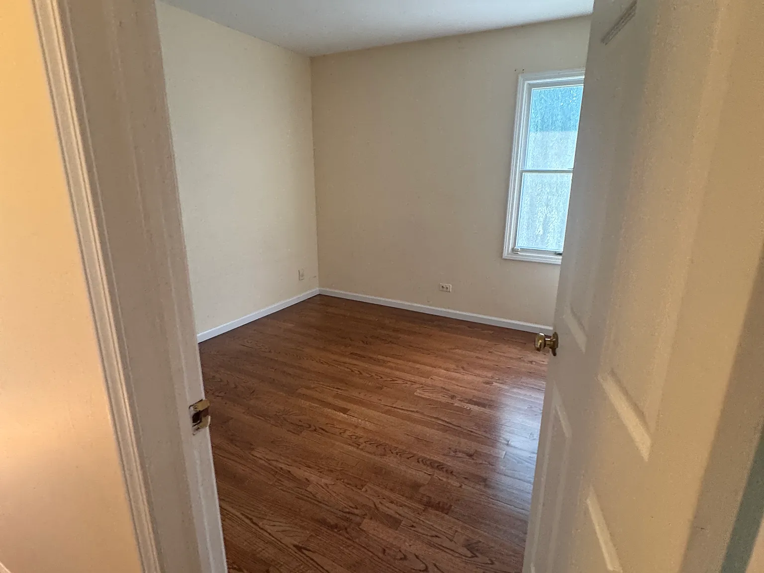 4 bed, 2218 sqft, $3,400 — Photo 3