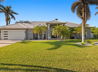 18468 Cutlass Dr, Fort Myers Beach, FL 33931