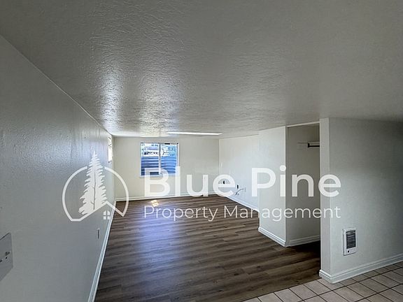 4th image of 439 1/2 E Wyeth St