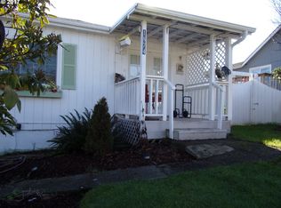 1874 E Willow St, Myrtle Point, OR 97458