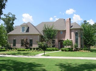 6607 Woodland Cir, Fayetteville, AR 72916