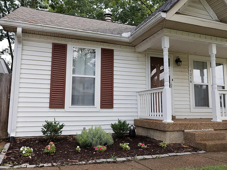 1216 Jacksons Hill Rd — Photo 8