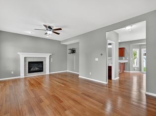 155 SE Baytree Dr, Waukee, IA 50263