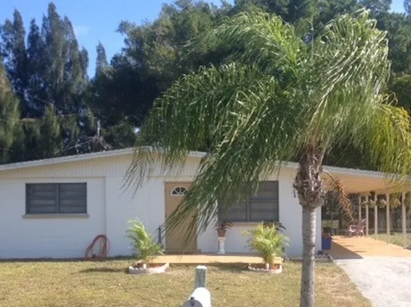 8322 Vernon Dr, Fort Myers, FL 33907
