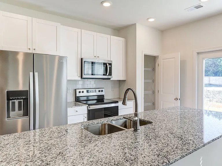 Highland Townhomes — Photo 4