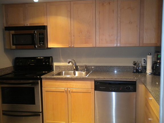 4th image of 201 Galen Dr APT 104W