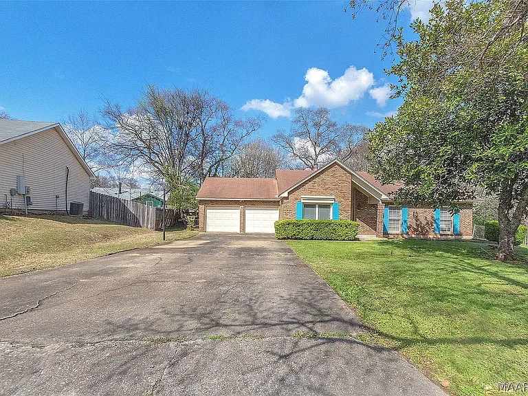6125 Greta Pl — Photo 3