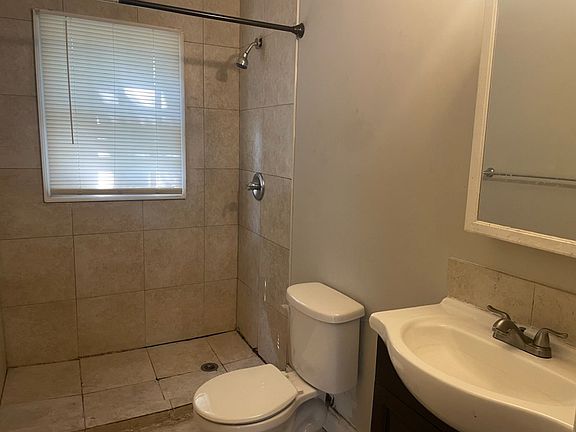 5th image of 318 31st Ave