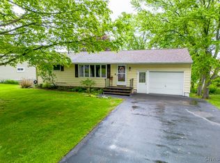 203 Parsons Rd, Camillus, NY 13031