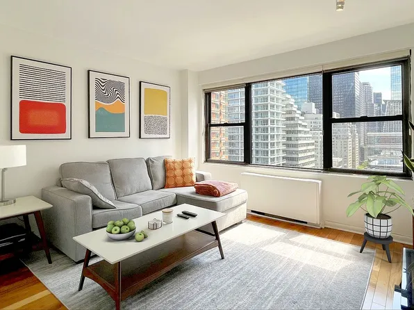166 E 61st St APT 16J, New York, NY 10065