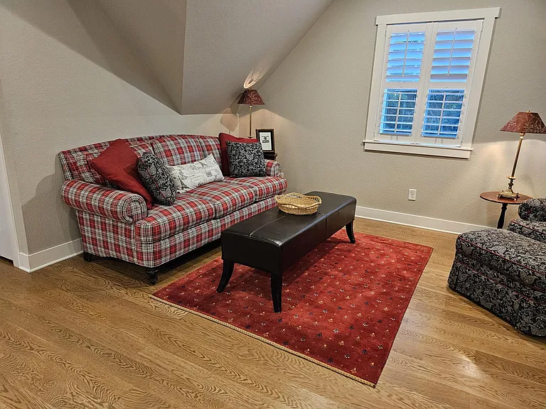 302 E Geneseo St #B — Photo 8
