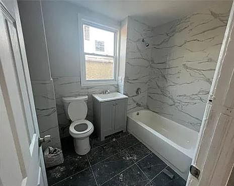 5th image of 233 N 18th St #1A