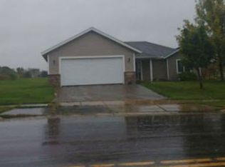 2417 14th St NE, Faribault, MN 55021