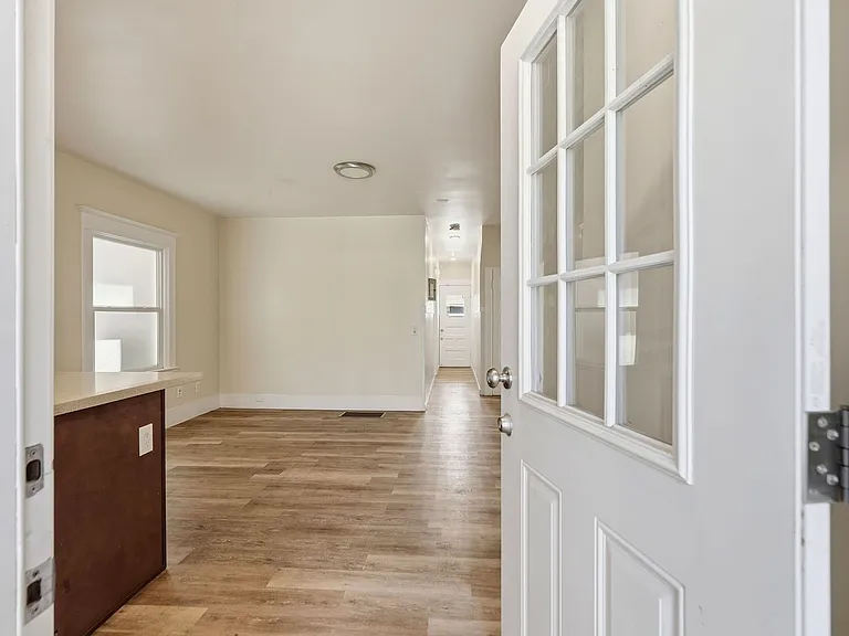 2533-2535 Filbert St — Photo 33