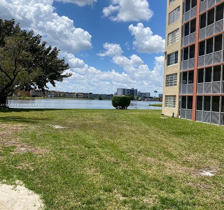 Jade Winds 1750 NE 191st St Miami, FL Zillow Apartments for Rent in Miami