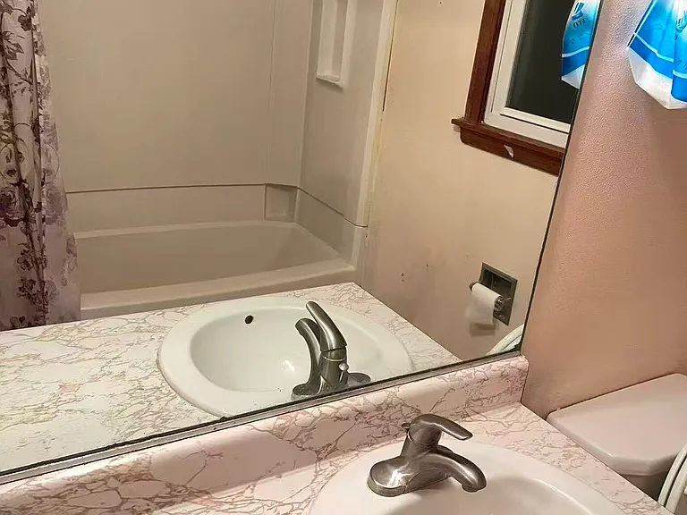 136 Sunshine Dr — Photo 4