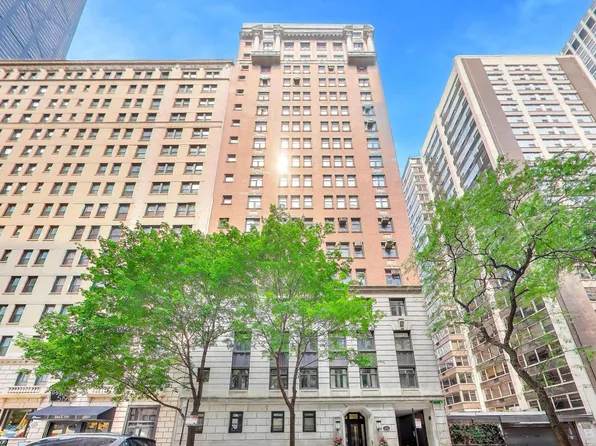 222 E Chestnut St APT 9D, Chicago, IL 60611