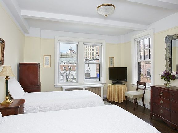 3rd image of 51 E 90th St #6D
