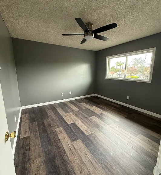 241 E Dexter St #5 — Photo 6