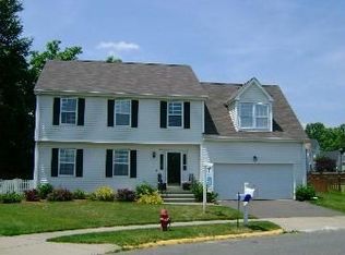 27 Sandtrap Ln, Middletown, CT 06457