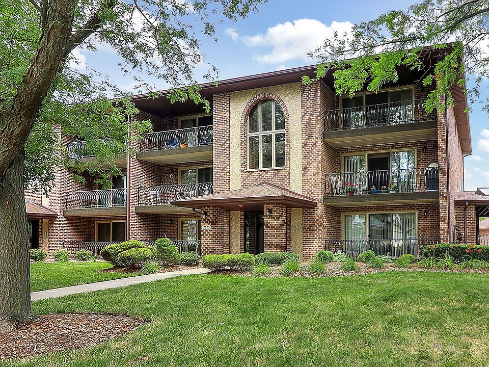1st image of 7525 Sheridan Dr APT 3F