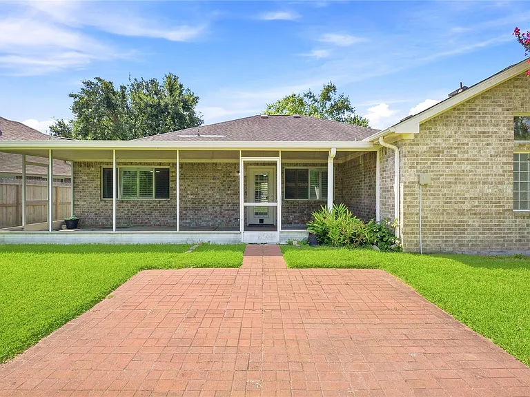 1702 Fantasy Woods Dr — Photo 41