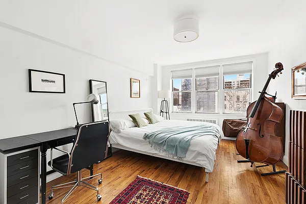 Sold by Compass | media 4